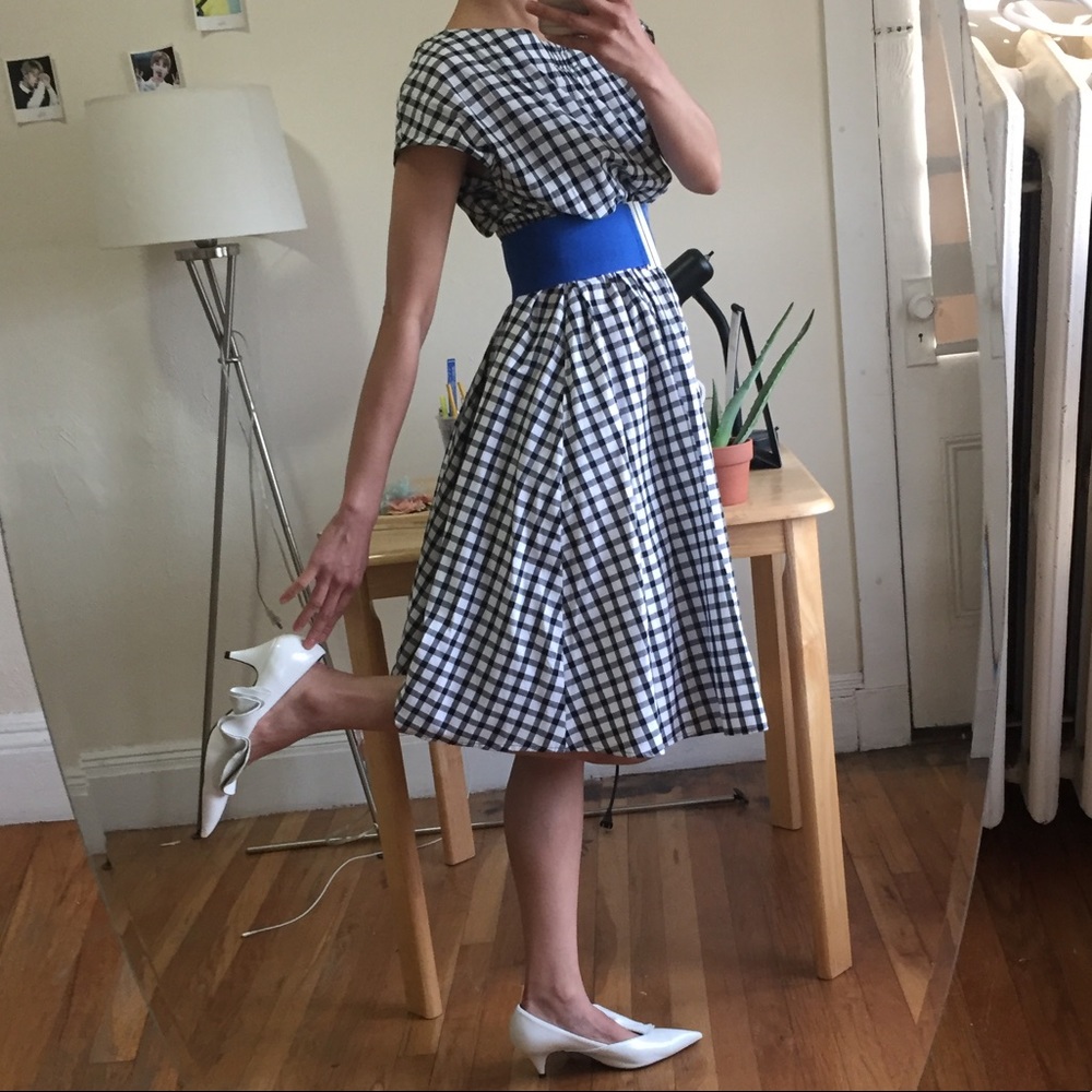 👛Zara open back dress size M👛